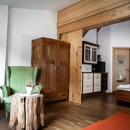 Alte Kass Hotel & Kaffeehaus Neidlingen Luaran gambar