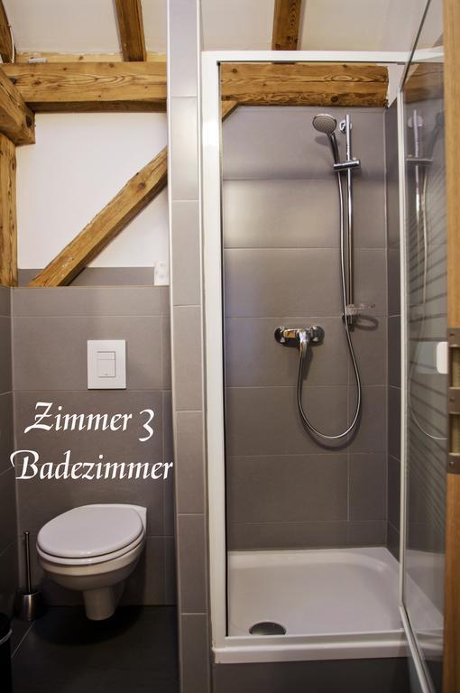 Alte Kass Hotel & Kaffeehaus Neidlingen Luaran gambar