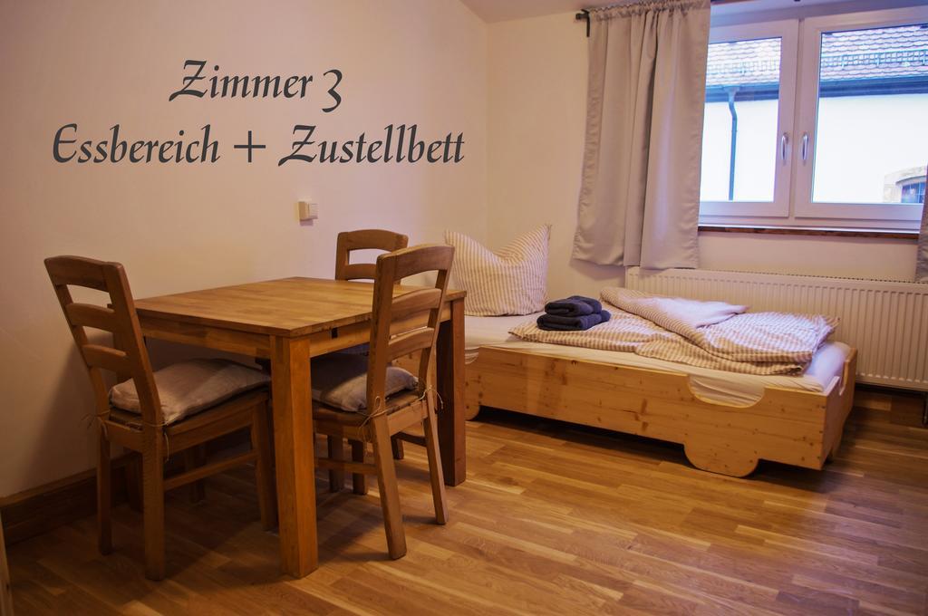 Alte Kass Hotel & Kaffeehaus Neidlingen Luaran gambar