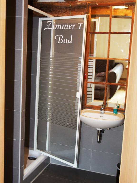 Alte Kass Hotel & Kaffeehaus Neidlingen Luaran gambar