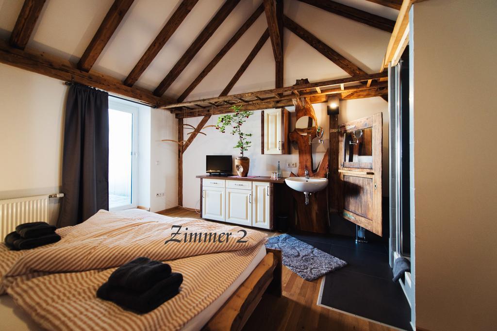 Alte Kass Hotel & Kaffeehaus Neidlingen Luaran gambar