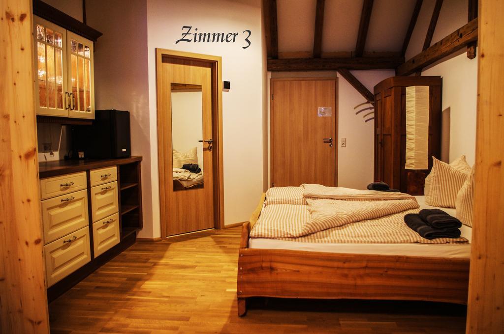 Alte Kass Hotel & Kaffeehaus Neidlingen Luaran gambar